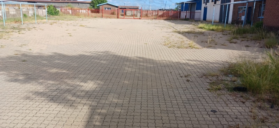 Commercial Property for Sale in Tlhabane North West